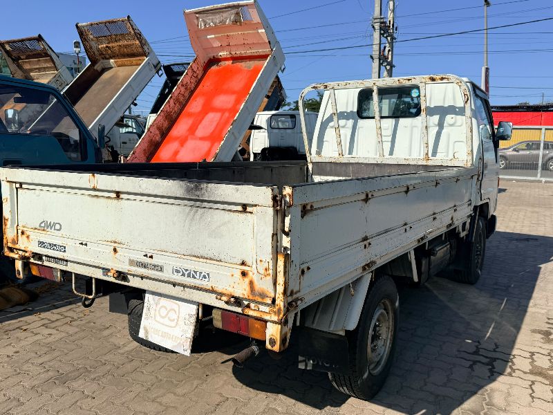  31914  TOYOTA DYNA  1998  