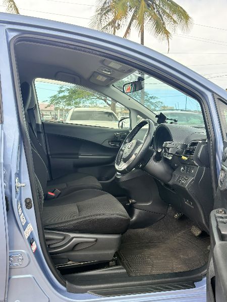  31918  TOYOTA RACTIS  2014  