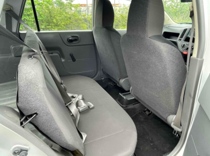  31919  NISSAN AD  2019  