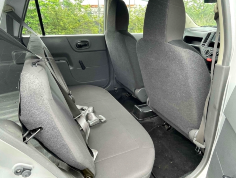  31919  NISSAN AD  2019  