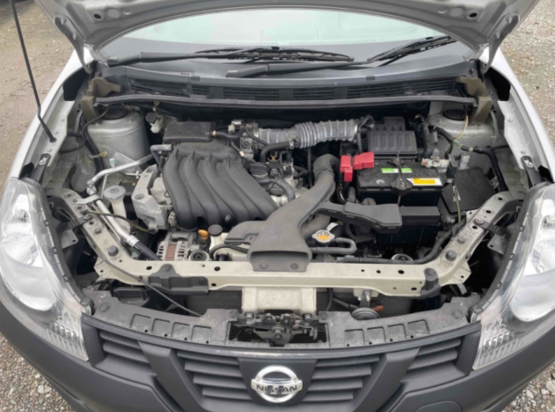  31919  NISSAN AD  2019  