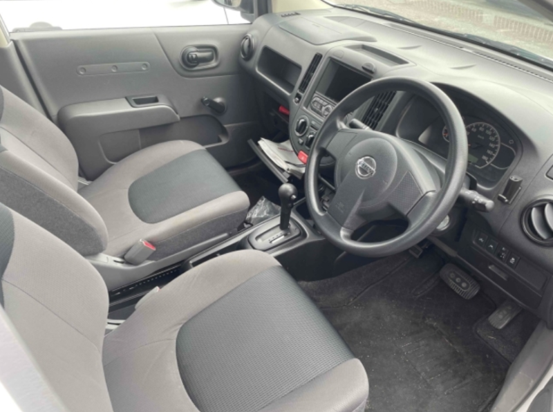  31920  NISSAN AD  2018  