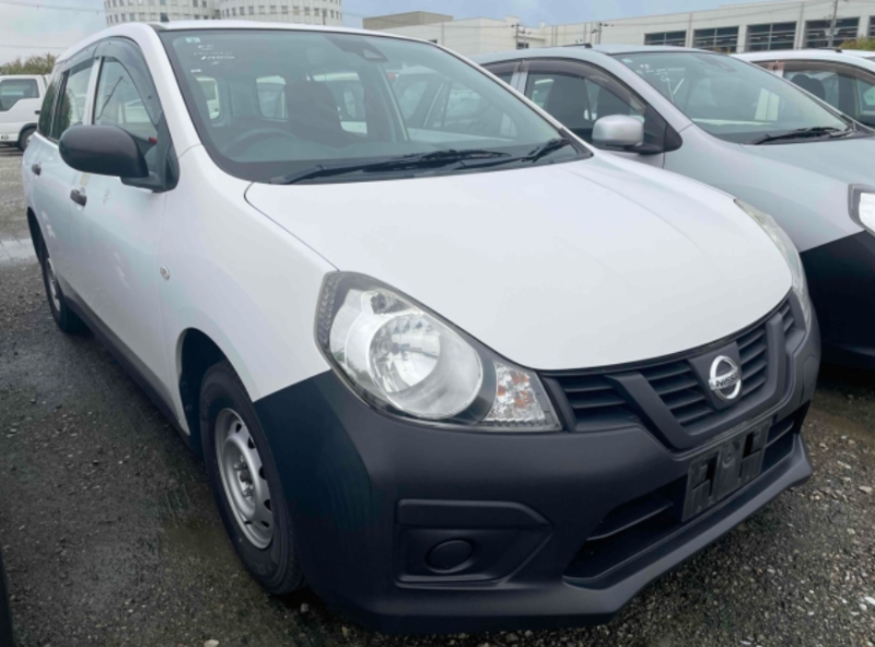  31920  NISSAN AD  2018  