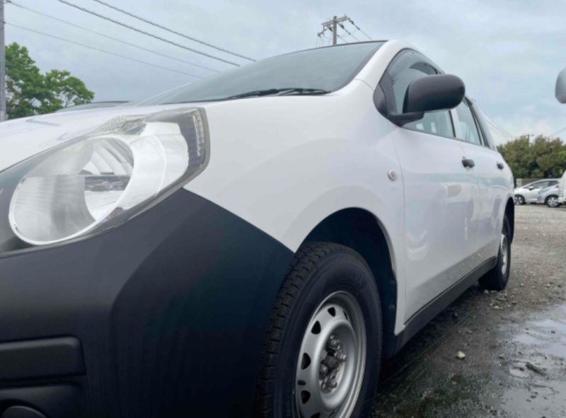  31920  NISSAN AD  2018  