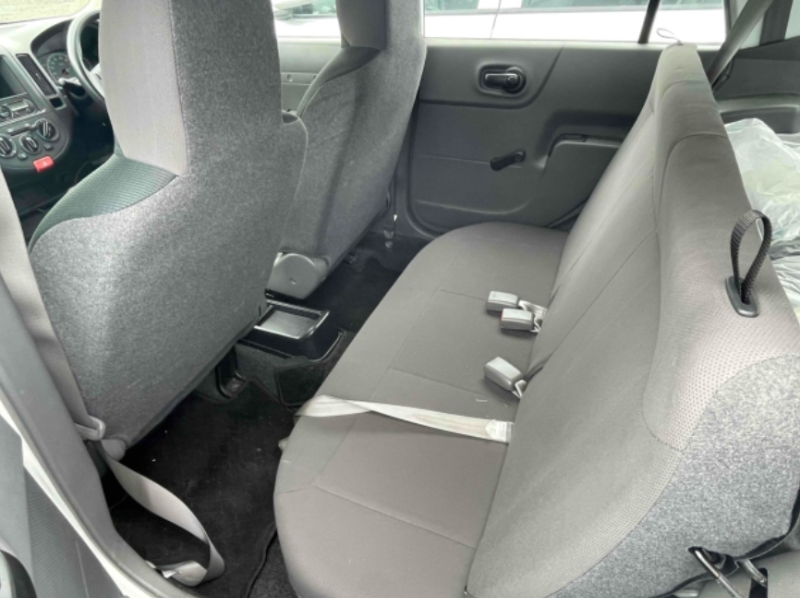  31920  NISSAN AD  2018  