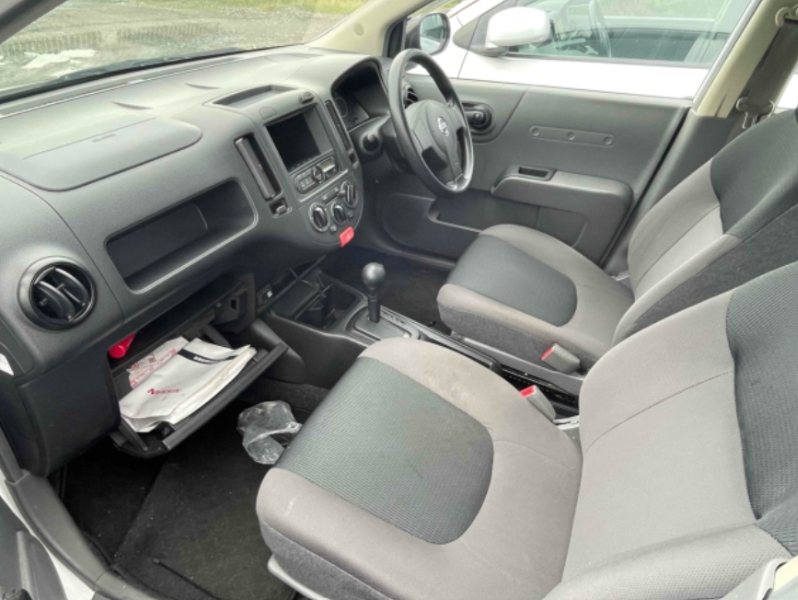  31920  NISSAN AD  2018  