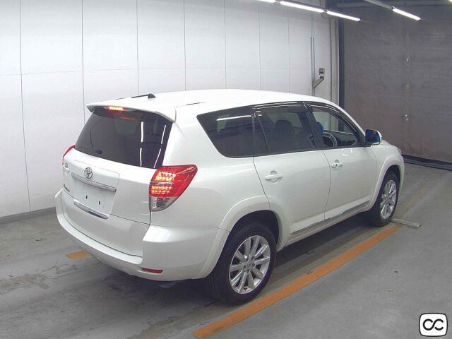  31928  TOYOTA VANGUARD  2011  