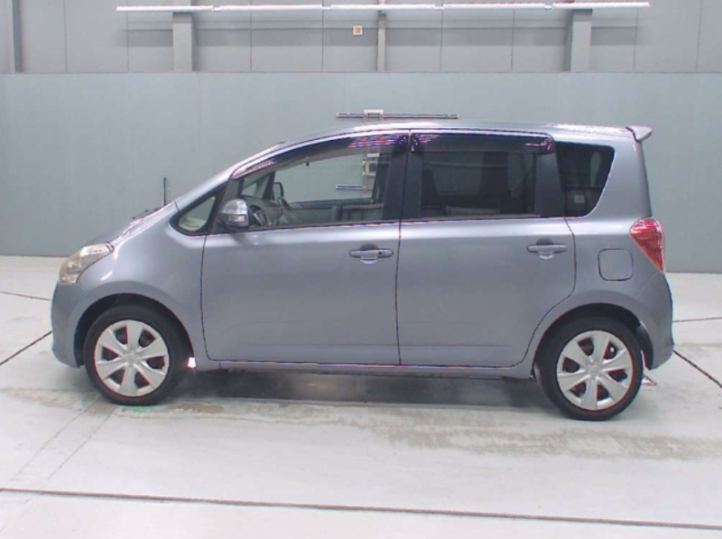  31930  TOYOTA RACTIS  2010  