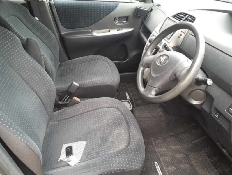  31930  TOYOTA RACTIS  2010  