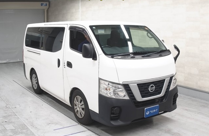  31936  NISSAN CARAVAN  2018 
