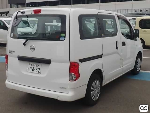  31940  NISSAN VANETTE  2017  