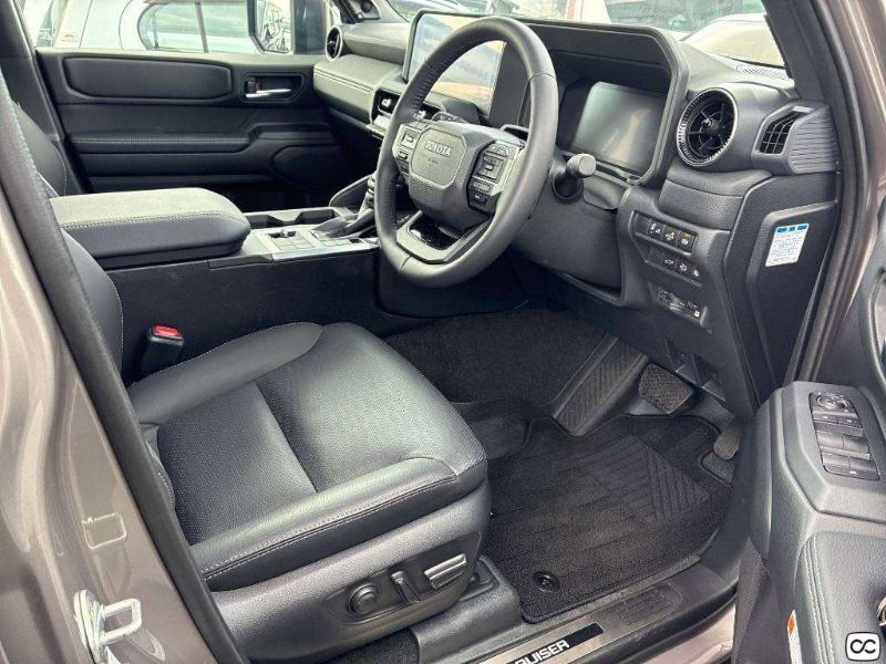  31942  TOYOTA LANDCRUISER  2025  