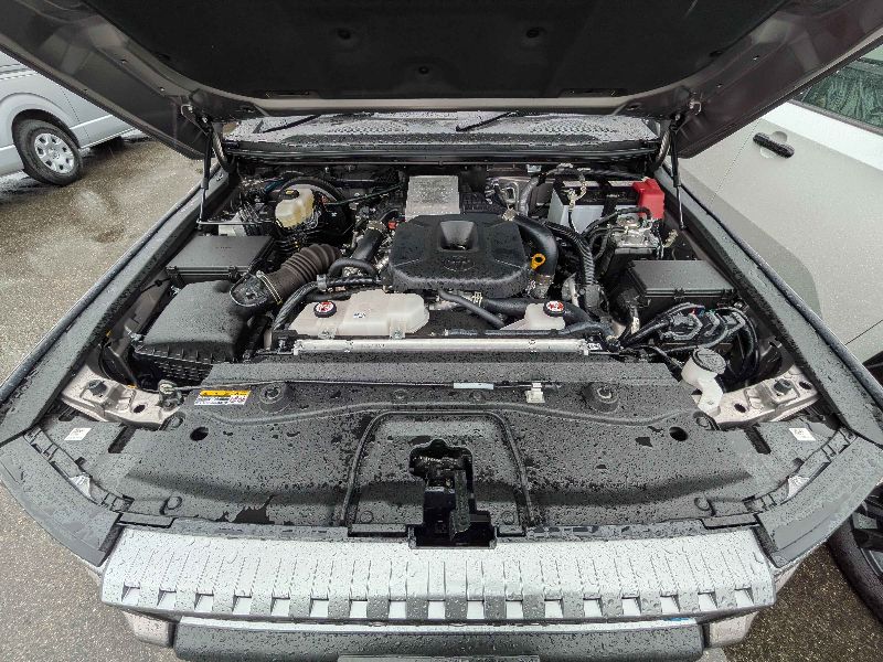  31942  TOYOTA LANDCRUISER  2025  