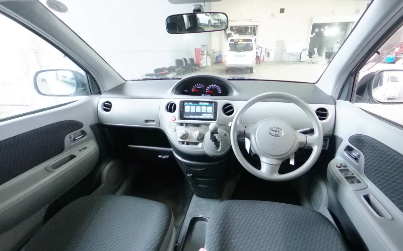  31947  TOYOTA SIENTA  2009  
