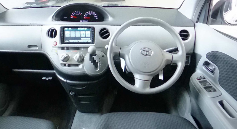  31947  TOYOTA SIENTA  2009  