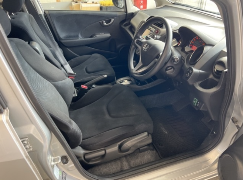  31953  HONDA FIT  2011  