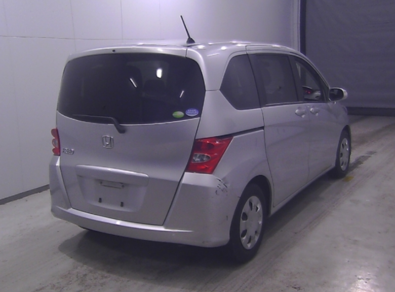  31970  HONDA FREED  2010  