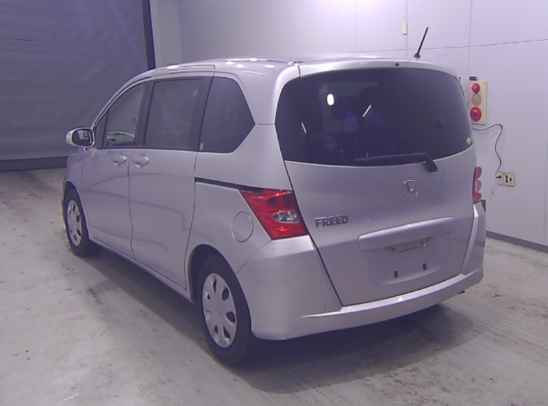  31970  HONDA FREED  2010  