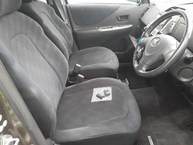  31980  TOYOTA RACTIS  2006  