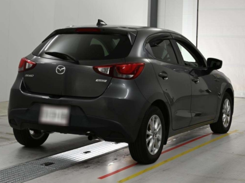  31985  MAZDA DEMIO  2017  
