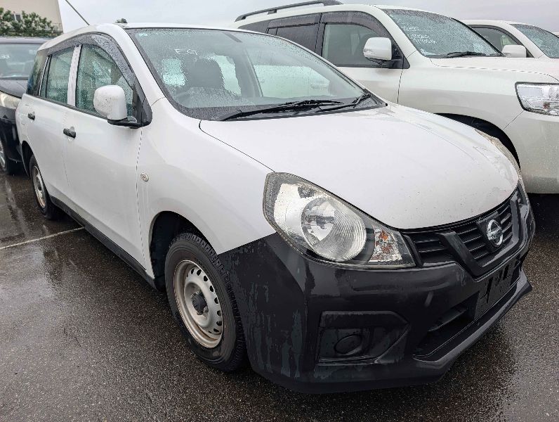  29897 NISSAN CARAVAN  2004  