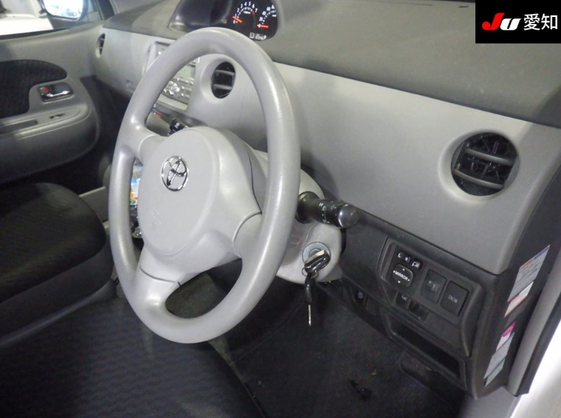  32005  TOYOTA SIENTA  2007  