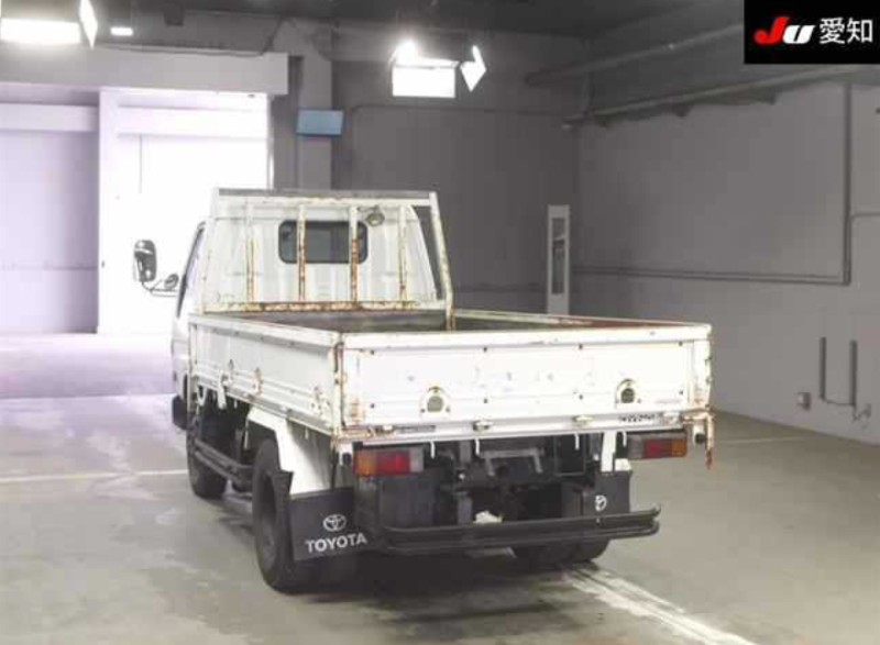  32010  TOYOTA DYNA  1997  