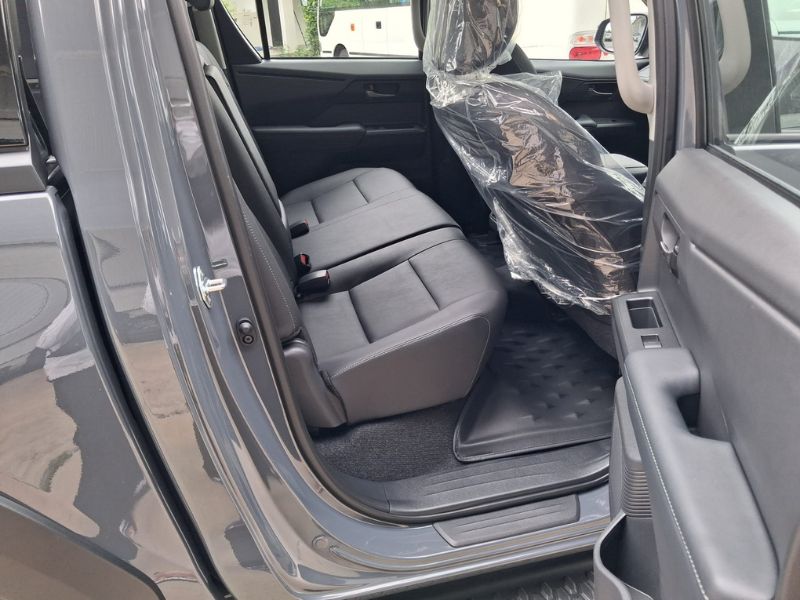  32016  TOYOTA HILUX TRAVO DOUBLE CAB  2026  