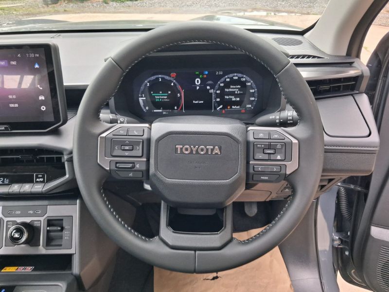  32016  TOYOTA HILUX TRAVO DOUBLE CAB  2026  