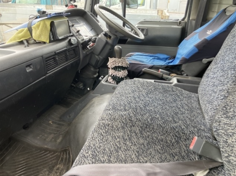  32025  TOYOTA DYNA  1998  