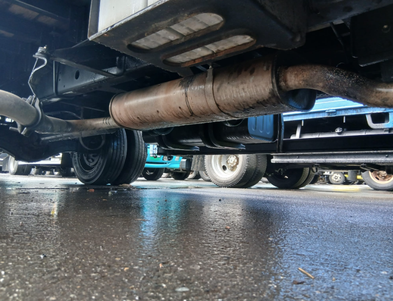  32025  TOYOTA DYNA  1998  
