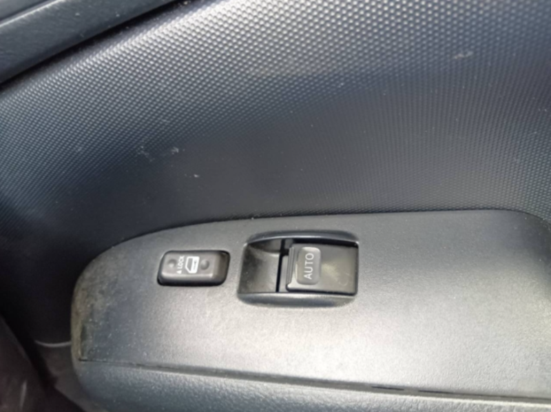  32028  TOYOTA PROBOX VAN  2017  