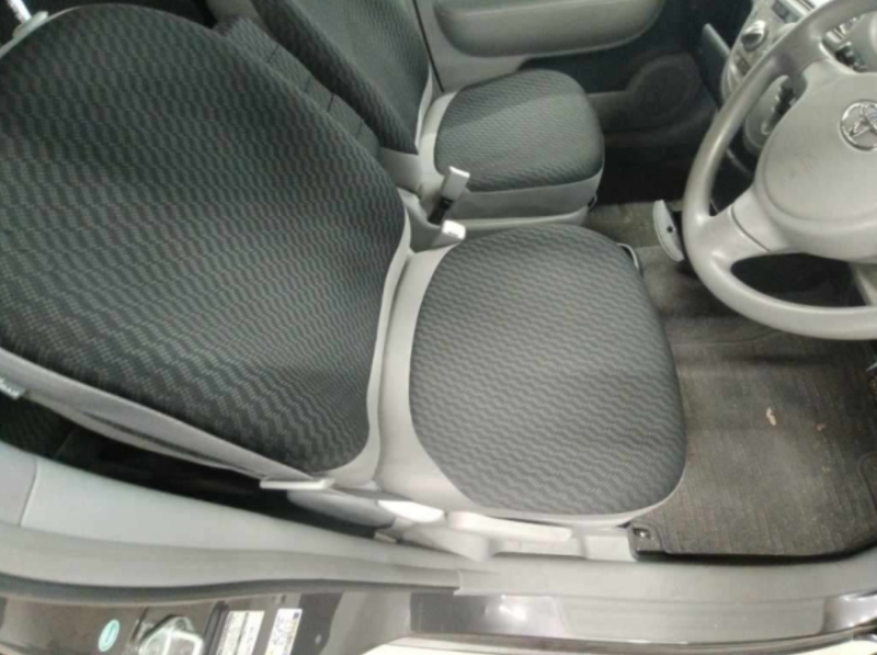  32041  TOYOTA SIENTA  2009  