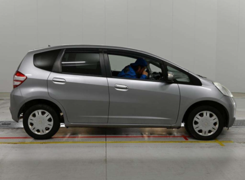  32042  HONDA FIT  2009  