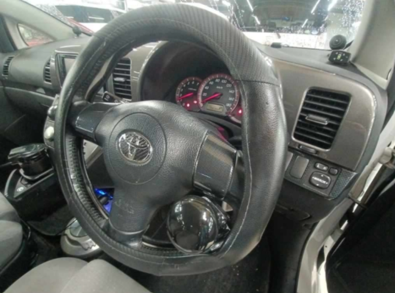  32044  TOYOTA WISH  2009  