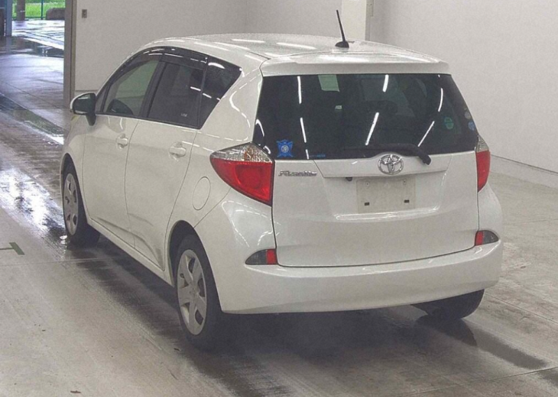  32047  TOYOTA RACTIS  2011  