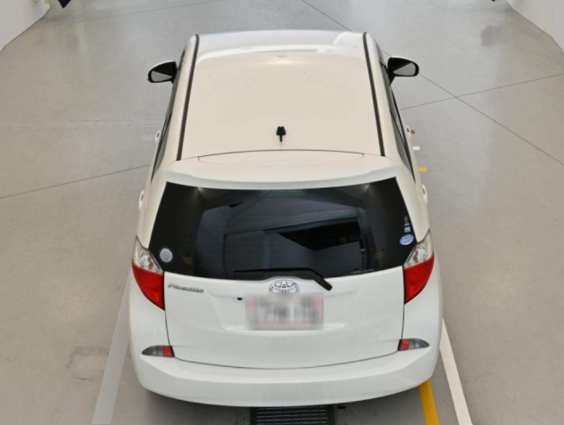  32049  TOYOTA RACTIS  2013  