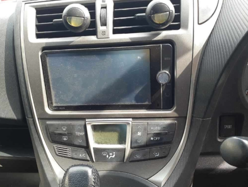  32049  TOYOTA RACTIS  2013  