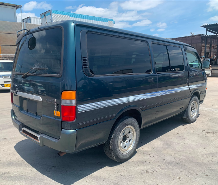  32057  TOYOTA REGIUS  1999  