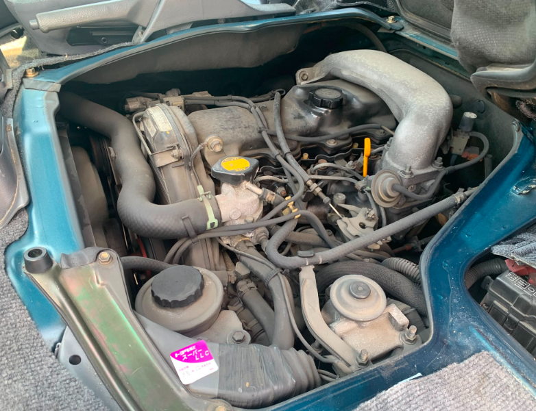  32057  TOYOTA REGIUS  1999  