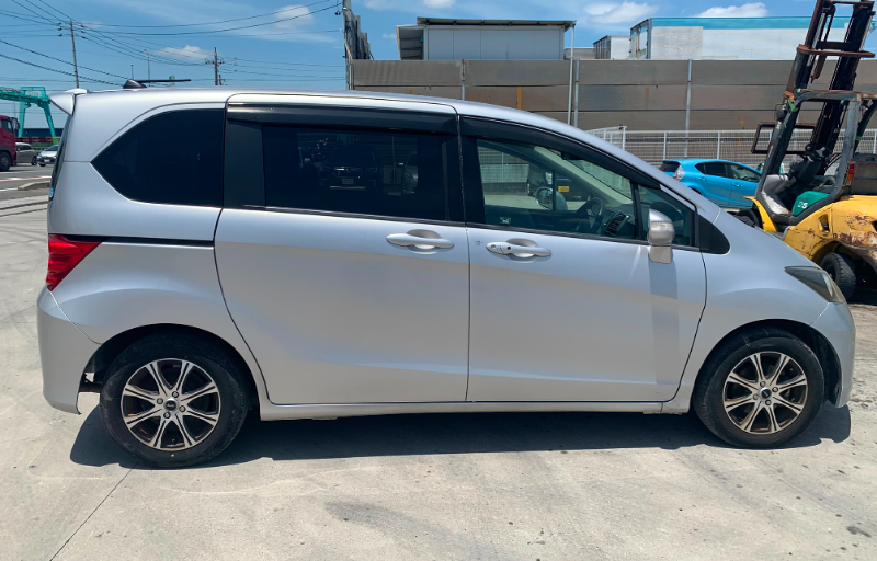  32059  HONDA FREED  2009  