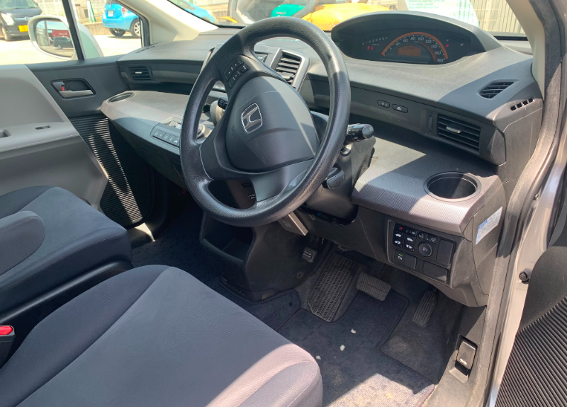  32059  HONDA FREED  2009  