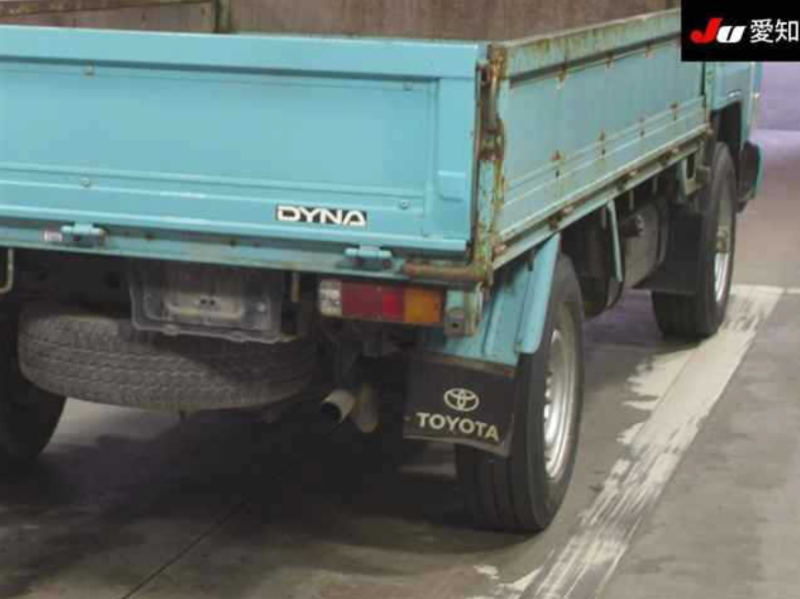  32060  TOYOTA DYNA  2000  