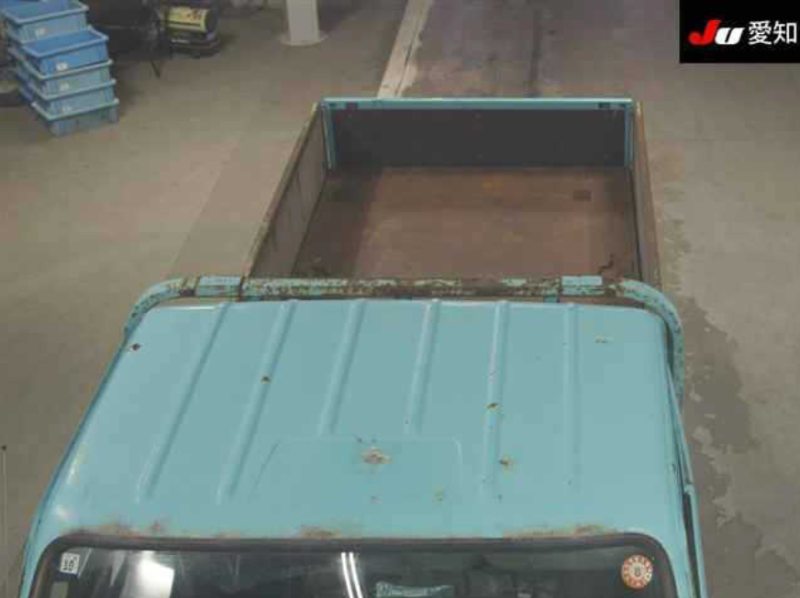 32060  TOYOTA DYNA  2000  