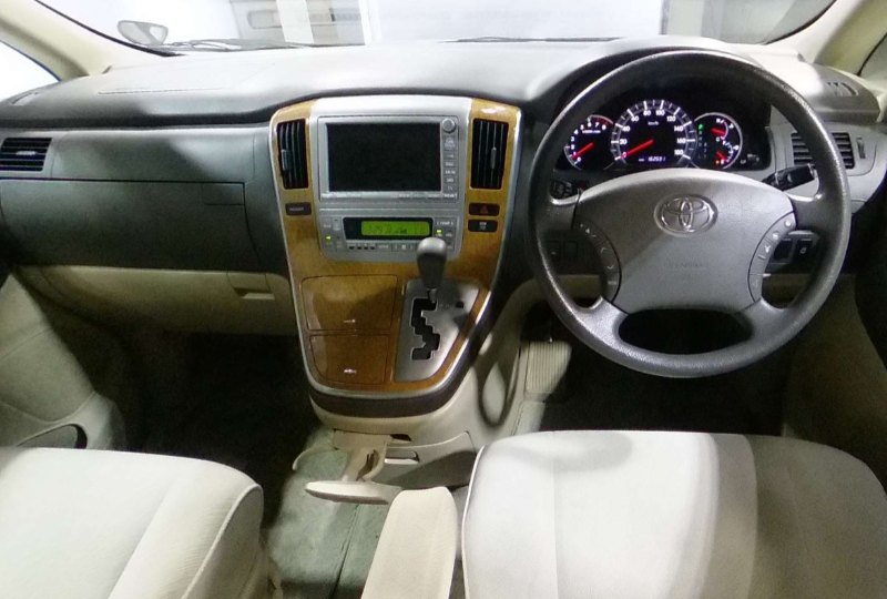 32065  TOYOTA ALPHARD  2005  