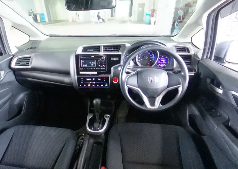  32066  HONDA FIT  2017  