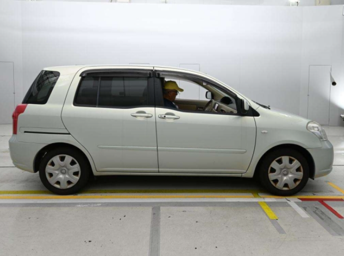  32109  TOYOTA RAUM  2007  