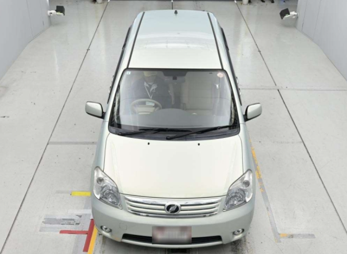  32109  TOYOTA RAUM  2007  
