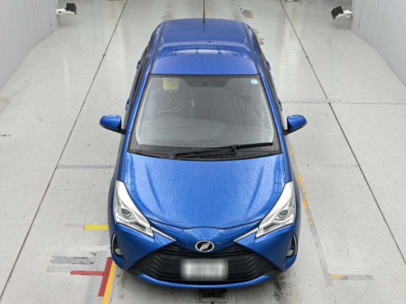  32115  TOYOTA VITZ  2017  