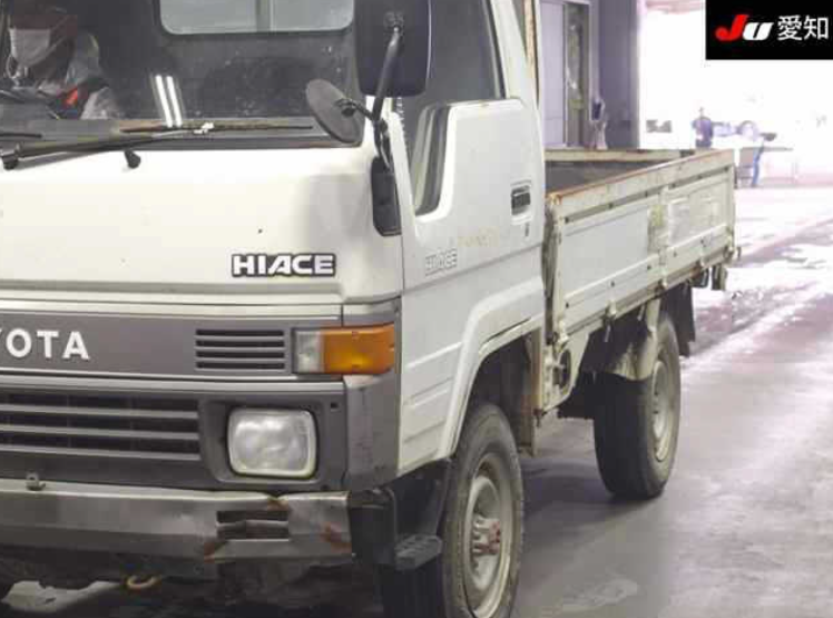  32123  TOYOTA HIACE  1989  